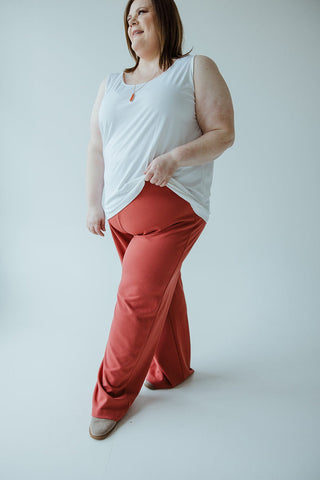STRAIGHT LEG PULL - ON PANT IN ROSEWOOD - Love Marlow