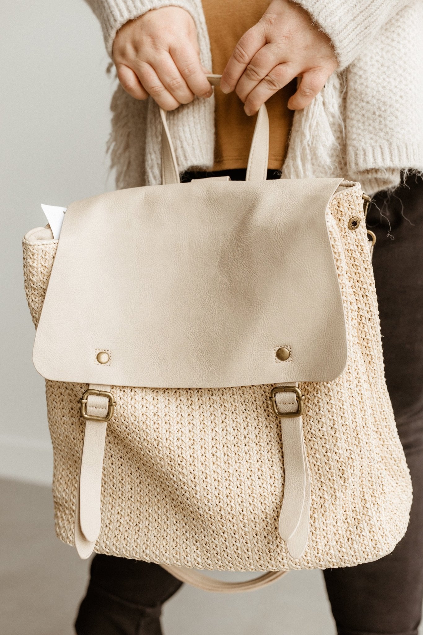 STRAW AND FAUX LEATHER BACKPACK - Love Marlow