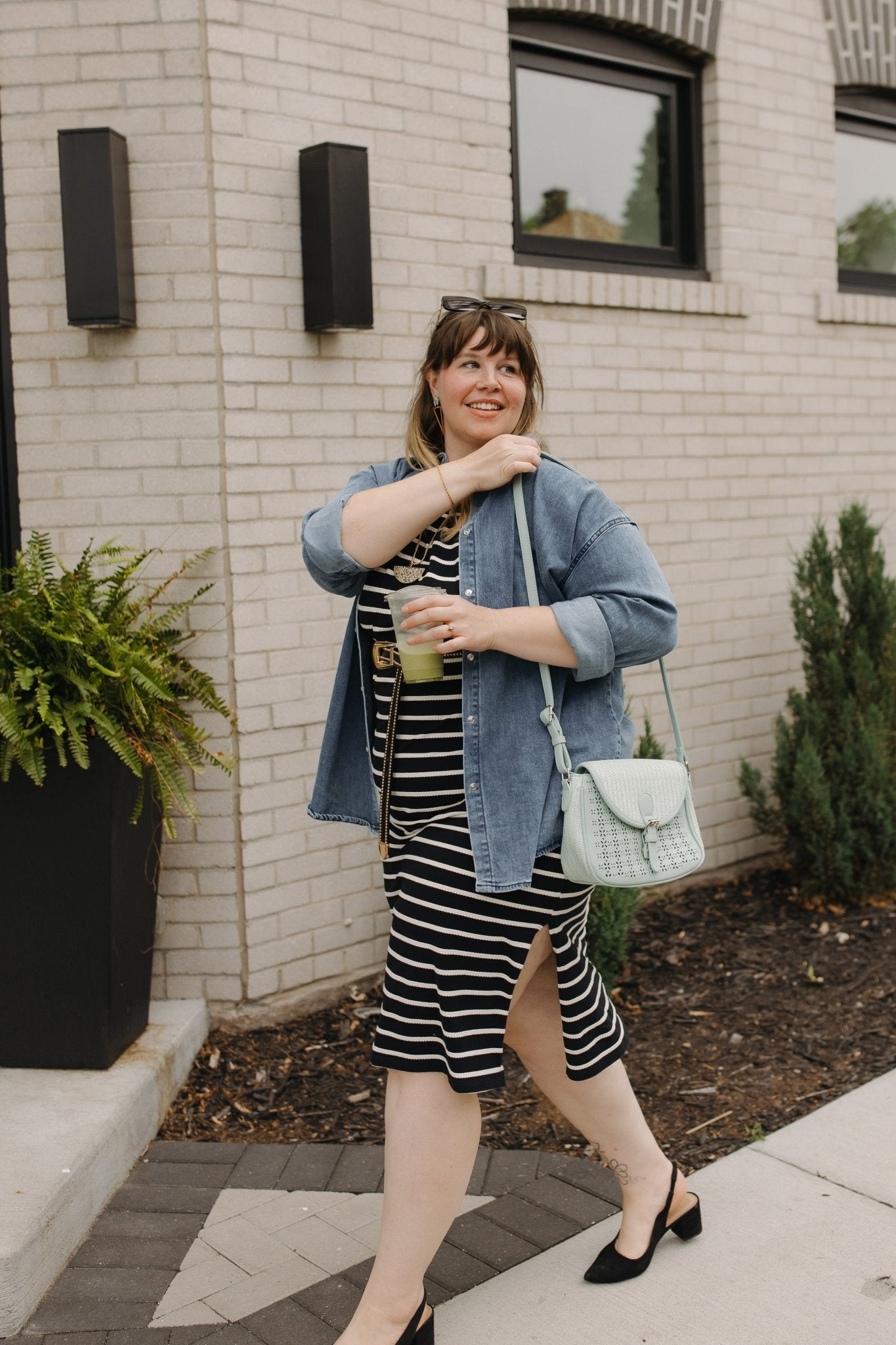 STRAW AND LASER - CUT LACE SATCHEL IN MINT - Love Marlow