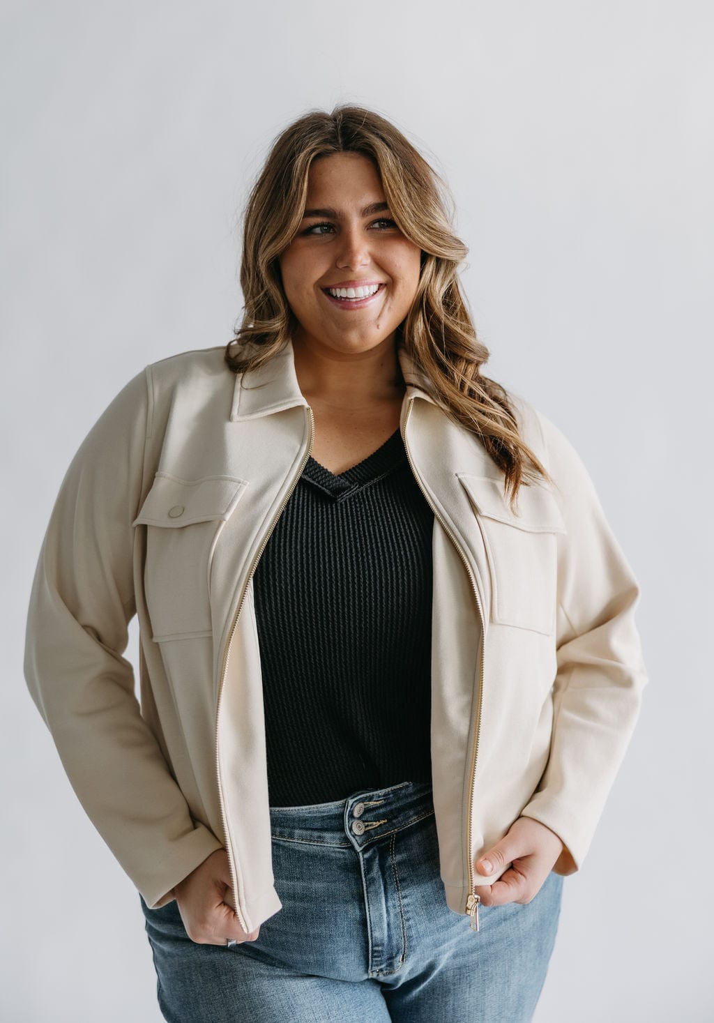 STRETCHY KNIT DOUBLE POCKET JACKET - Love Marlow