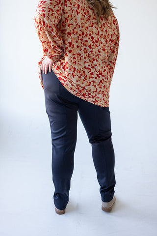 STRETCHY SATEEN PANTS WITH SEAMS IN DARK BLUE - Love Marlow