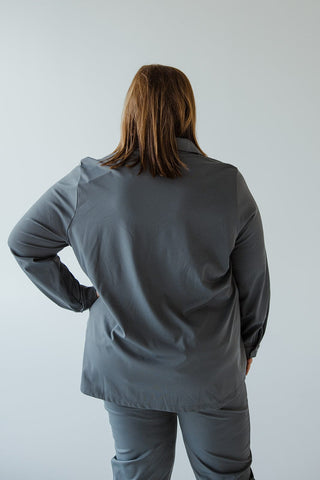 STRETCHY WRINKLE FREE BUTTON - UP BLOUSE IN HAZY STEEL BLUE - Love Marlow