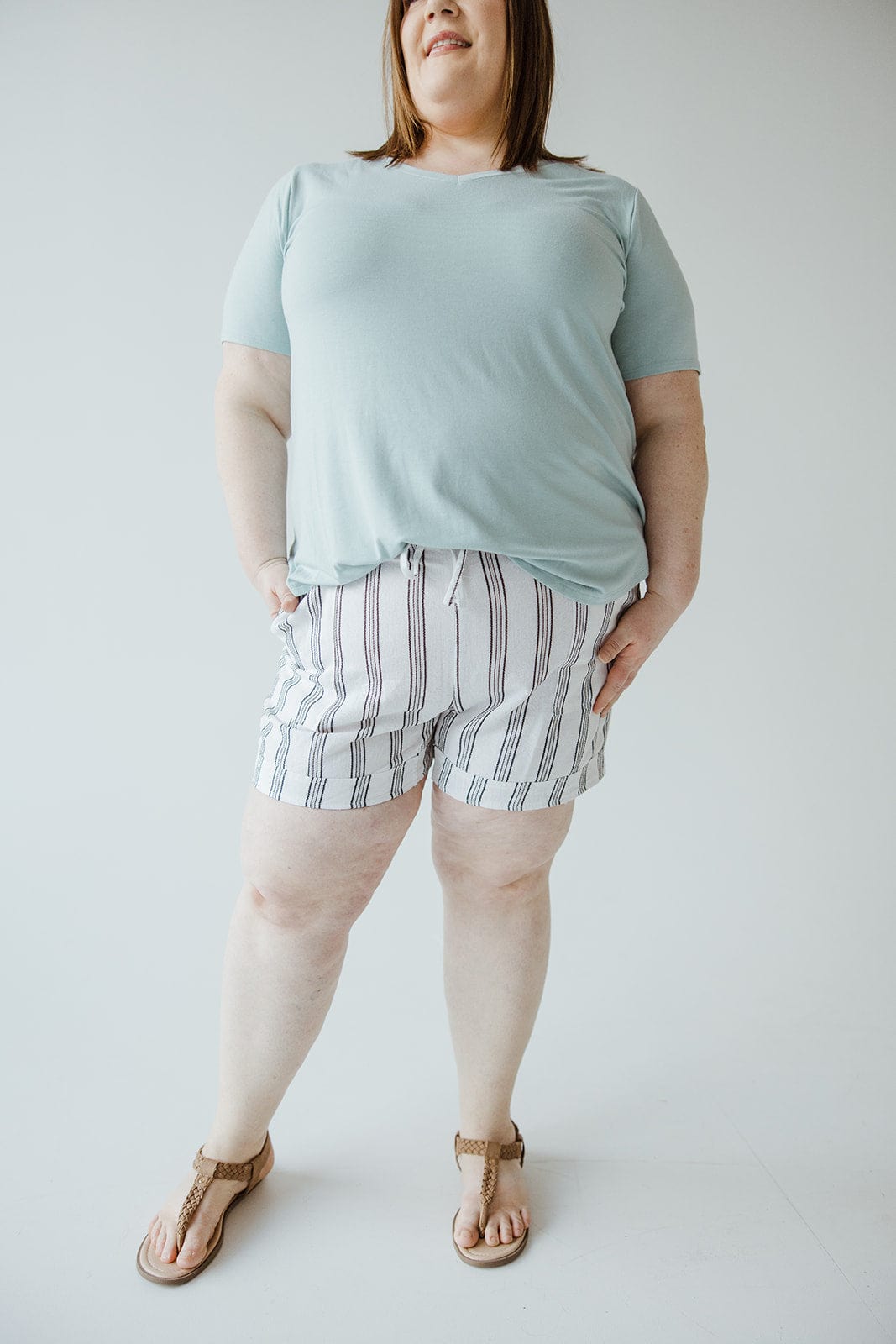 STRIPED LINEN SHORTS IN CREAM AND BLACK - 2x - Love Marlow