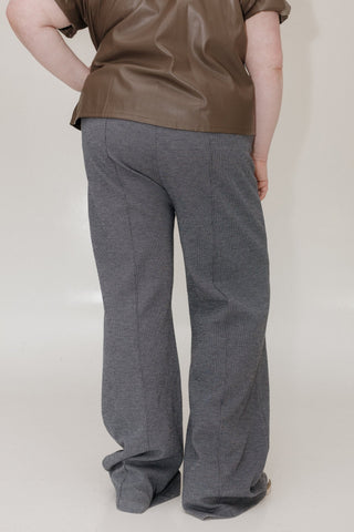 SUBTLE DIAMOND PATTERNED CAREER PANTS - Love Marlow