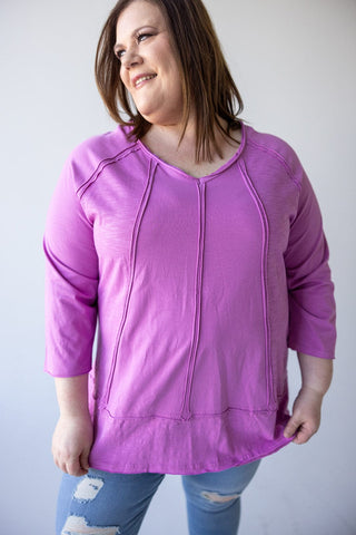 TEE WITH RAW EDGE SEAM DETAIL IN VERBENA - Love Marlow