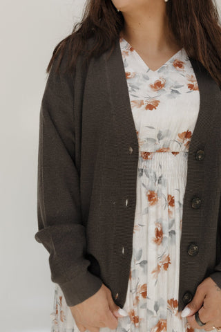 TEXTURED BUTTON FRONT CARDIGAN IN FOSSIL - Love Marlow