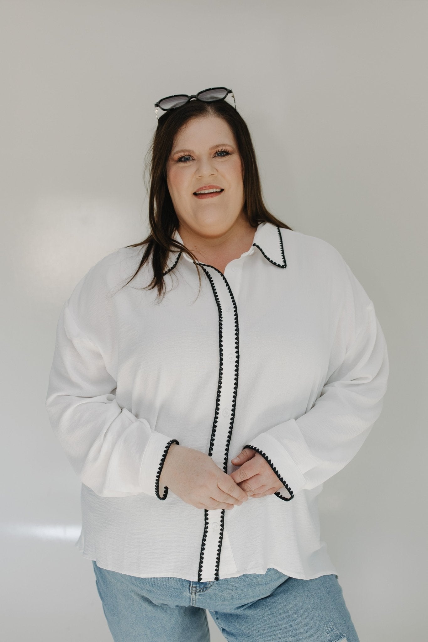 TEXTURED BUTTON - UP BLOUSE WITH CONTRAST STITCHED HEM - Love Marlow