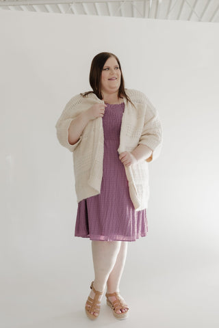 TEXTURED KNEE LENGTH DRESS IN DEWBERRY - Love Marlow