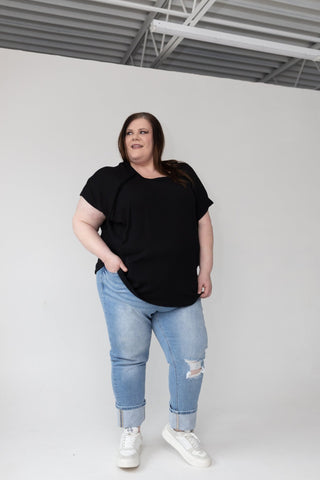 Textured Raglan Sleeve Relaxed Tee – Black - Love Marlow