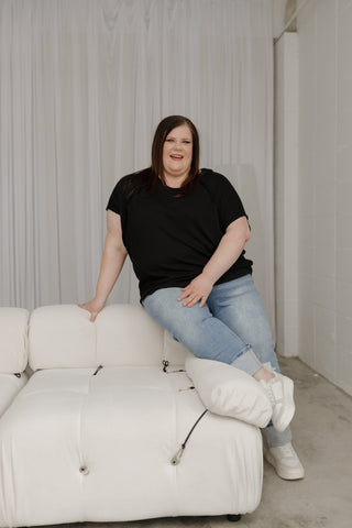 Textured Raglan Sleeve Relaxed Tee – Black - Love Marlow