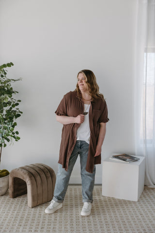 TEXTURED SHIRT DRESS IN TRUFFLE NOIR - Love Marlow