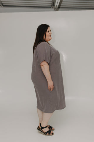 TEXTURED T - SHIRT DRESS WITH POCKET - Love Marlow