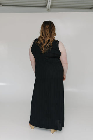 TEXTURED TANK STRAP MAXI DRESS IN BLACK - Love Marlow