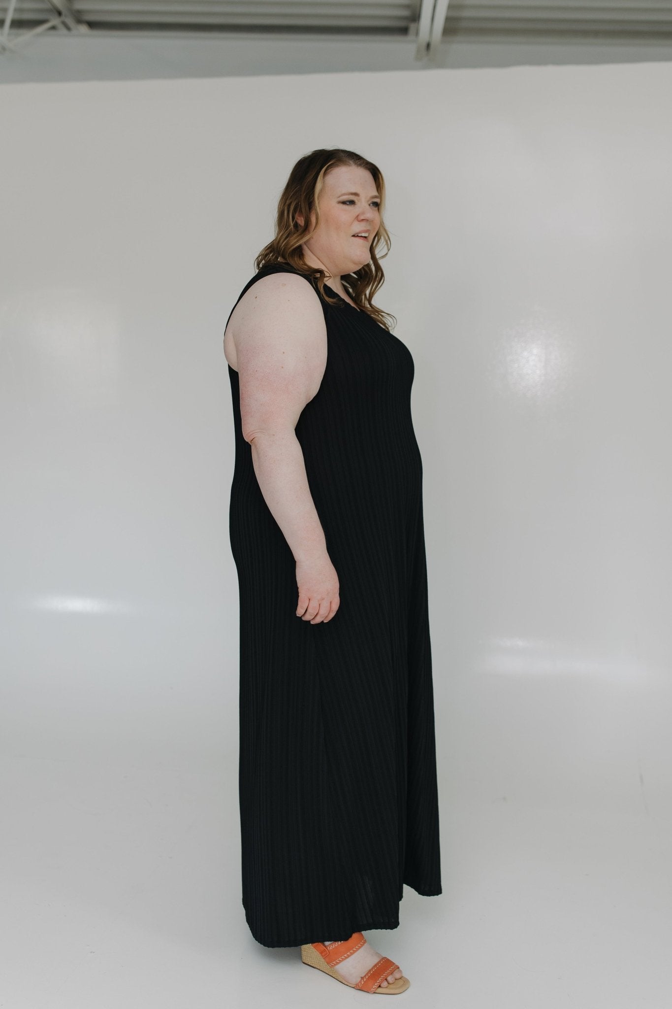 TEXTURED TANK STRAP MAXI DRESS IN BLACK - Love Marlow