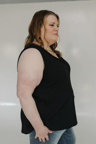 TEXTURED V - NECK TANK WITH WIDE STRAPS IN BLACK - Love Marlow