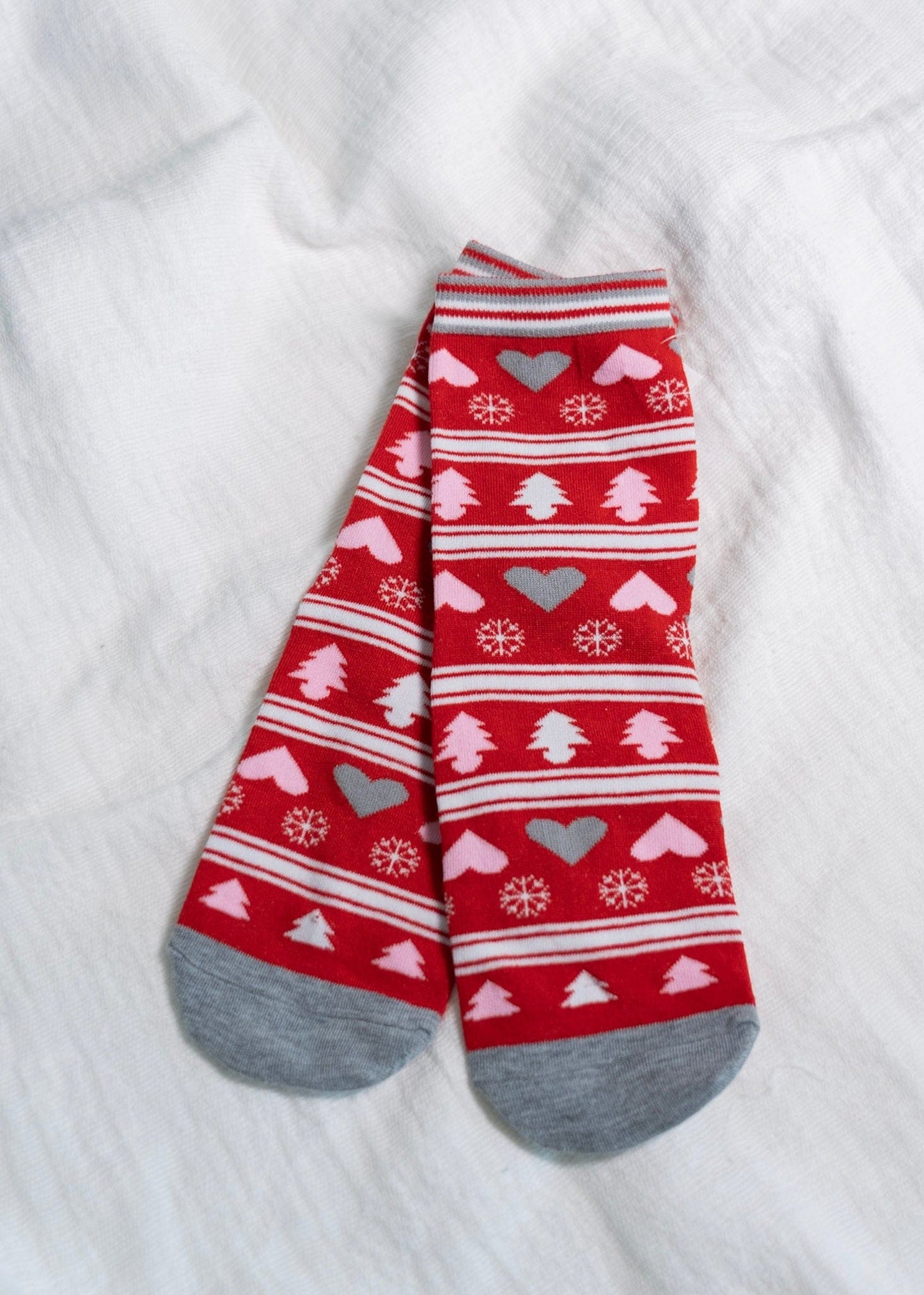 TREES & HEARTS HOLIDAY SOCKS - Love Marlow