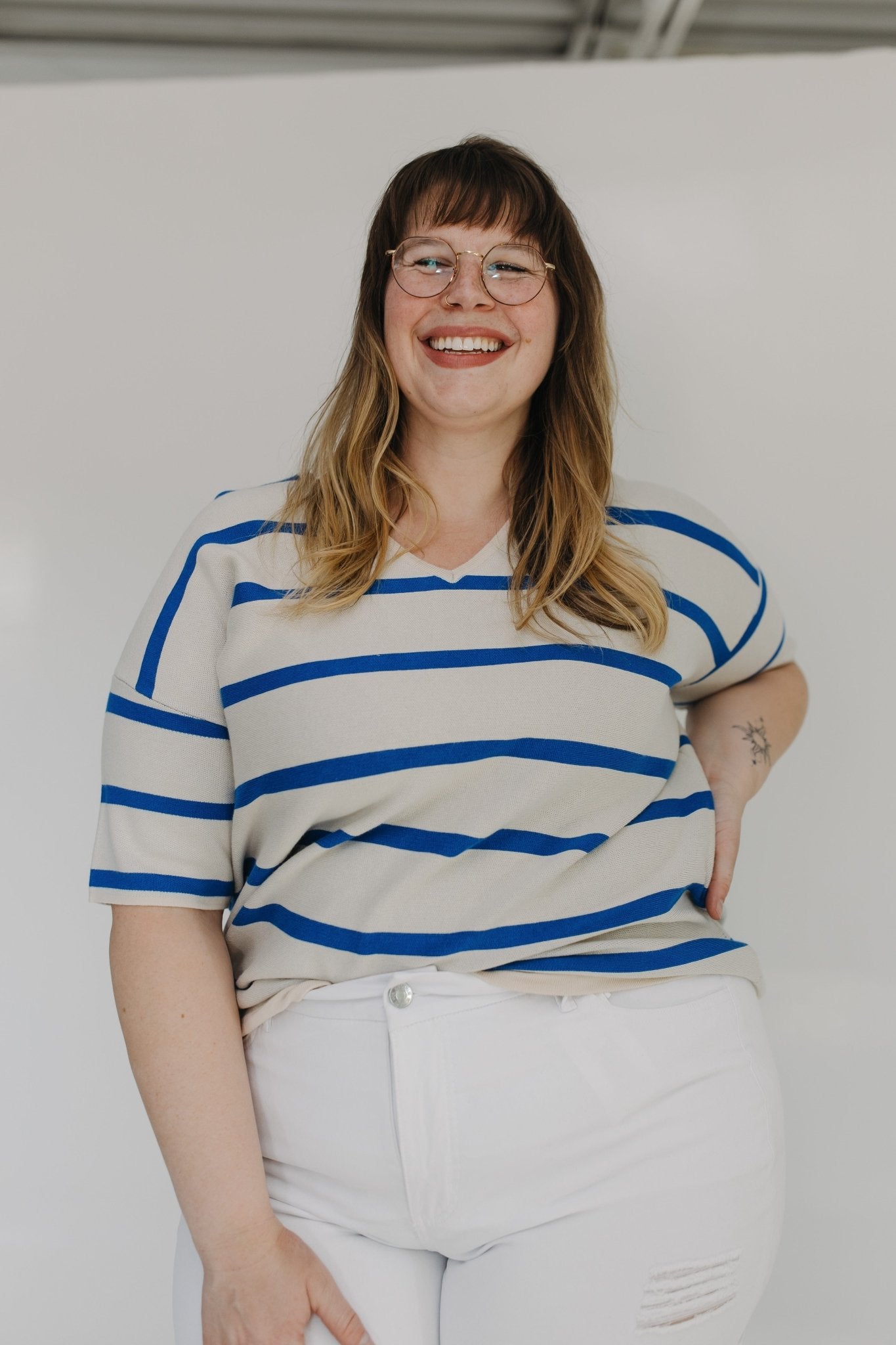 V - NECK STRIPED 3/4 SLEEVE SWEATER - Love Marlow