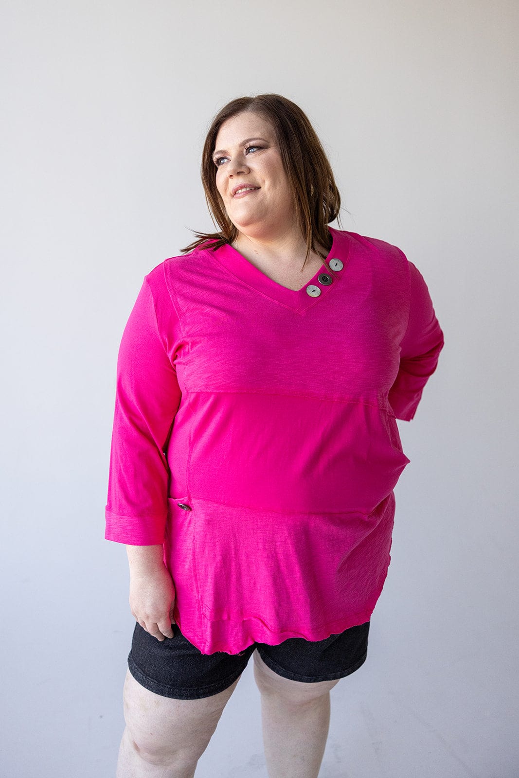 V - NECK TUNIC WITH ASYMMETRICAL HEM IN GLAM PINK - Love Marlow