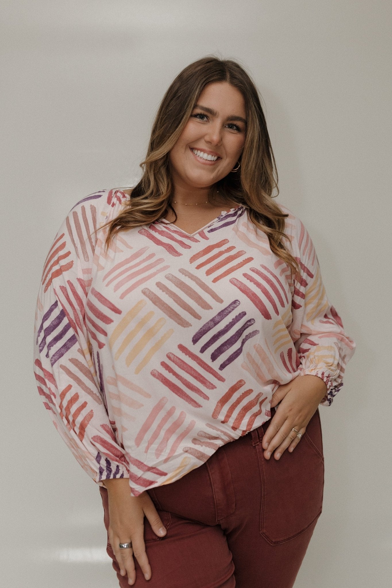 V - NECKLINE WOVEN BLOUSE IN GEOMETRIC PATTERN - Love Marlow