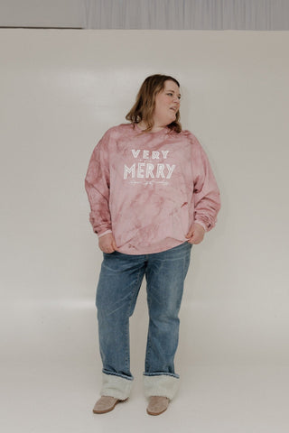 "VERY MERRY" HOLIDAY CREWNECK GRAPHIC SWEATSHIRT - Love Marlow