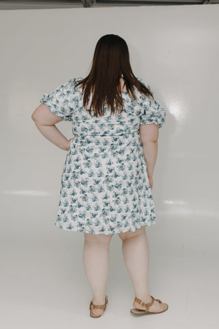 WATERCOLOR FLORAL KNEE LENGTH DRESS - Love Marlow