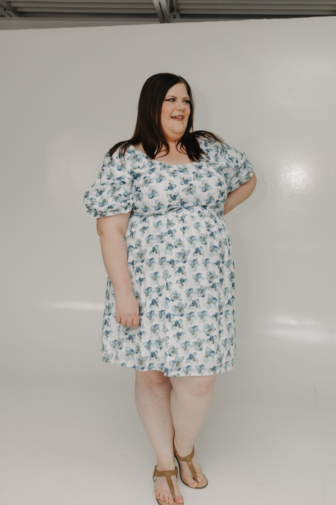 WATERCOLOR FLORAL KNEE LENGTH DRESS - Love Marlow