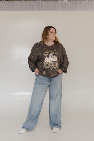 "WE'VE GOT SPIRITS YES WE DO TAILGATE" GRAPHIC TEE - Love Marlow