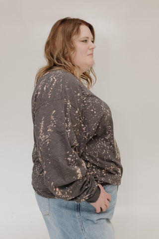 "WE'VE GOT SPIRITS YES WE DO TAILGATE" GRAPHIC TEE - Love Marlow