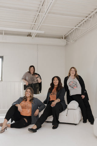 "WHEN YOU'RE BAD AND BOOJEE" GRAPHIC TEE - Love Marlow