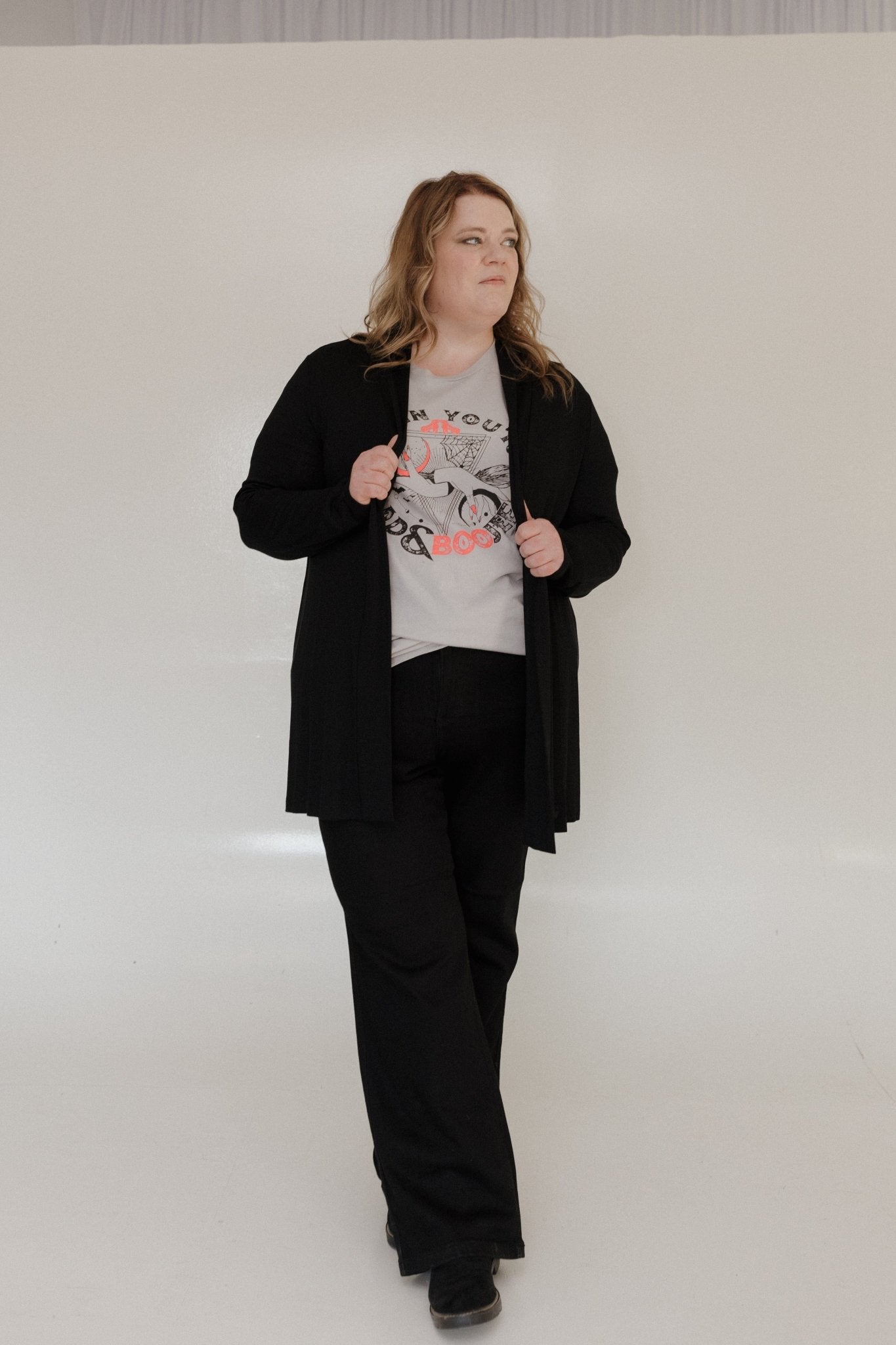 "WHEN YOU'RE BAD AND BOOJEE" GRAPHIC TEE - Love Marlow