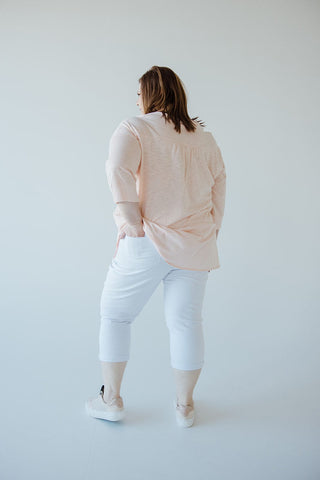 WHITE DISTRESSED SKINNY CAPRI - Love Marlow