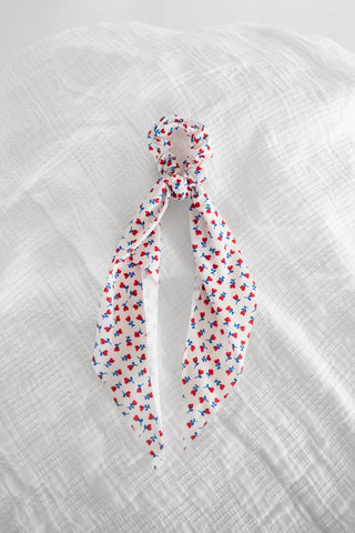 White Floral Romantic Long Ribbon Bow Scrunchie - Love Marlow