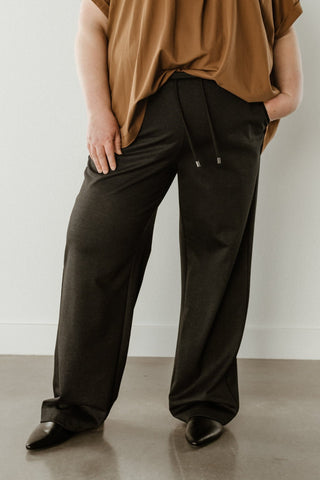 WIDE LEG TROUSER WITH BLACK AND GREY CHEVRON PRINT - Love Marlow