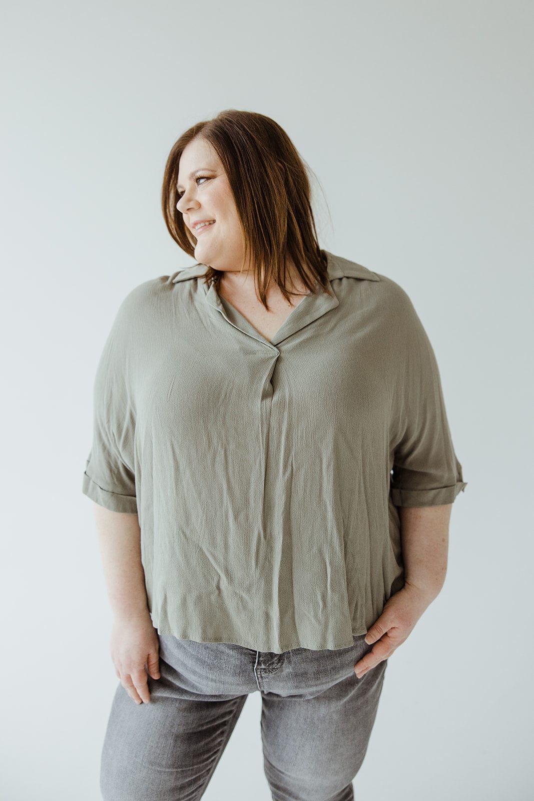 WOVEN COLLAR SHIRT WITH BUTTON DETAIL IN SAGE - Love Marlow