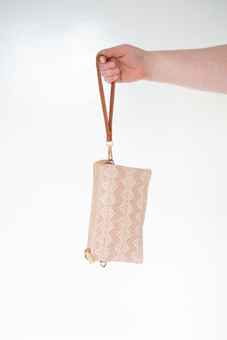 WOVEN DIAMOND PATTERN CLUTCH WITH FAUX LEATHER IN MAUVE - Love Marlow