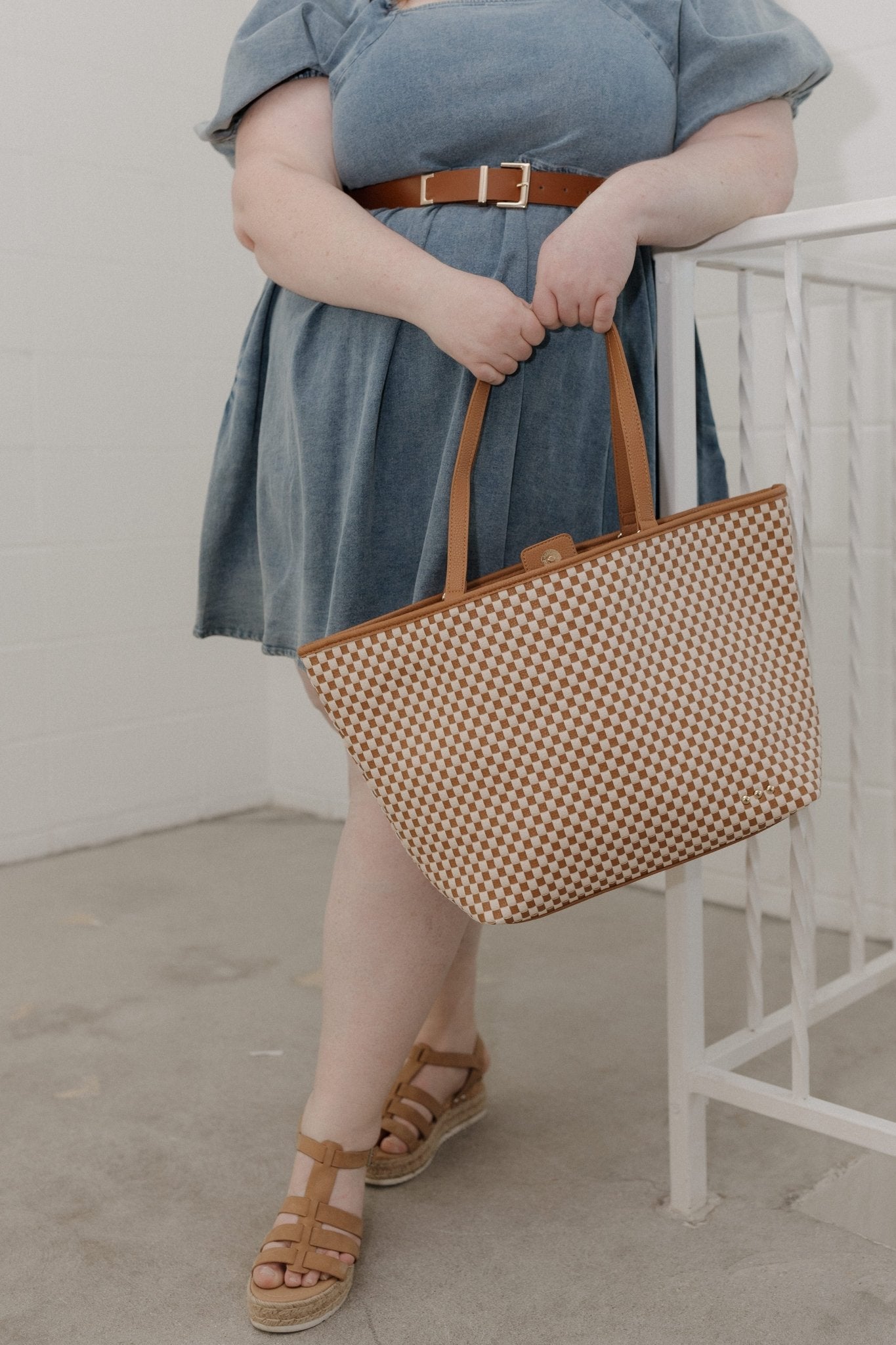 Woven Organizer Tote Bag - Checkered Brown - Love Marlow
