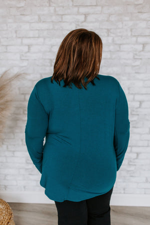 BASIC LONG-SLEEVE ROUND NECK TEE IN TEAL