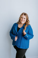 BUTTON FRONT TEXTURED CARDIGAN IN ROYAL BLUE