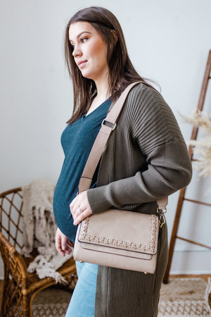 CROSSBODY WITH WHIPSTITCH DETAIL IN BEIGE