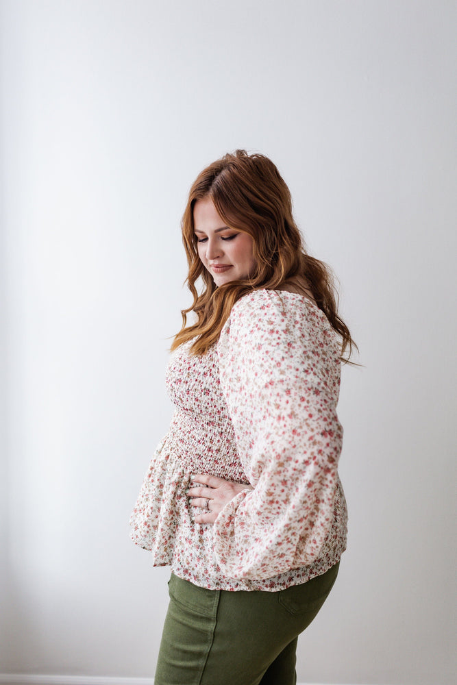 DAINTY FLORAL SMOCKED PEPLUM BLOUSE