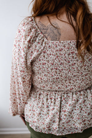 
            
                Load image into Gallery viewer, DAINTY FLORAL SMOCKED PEPLUM BLOUSE
            
        