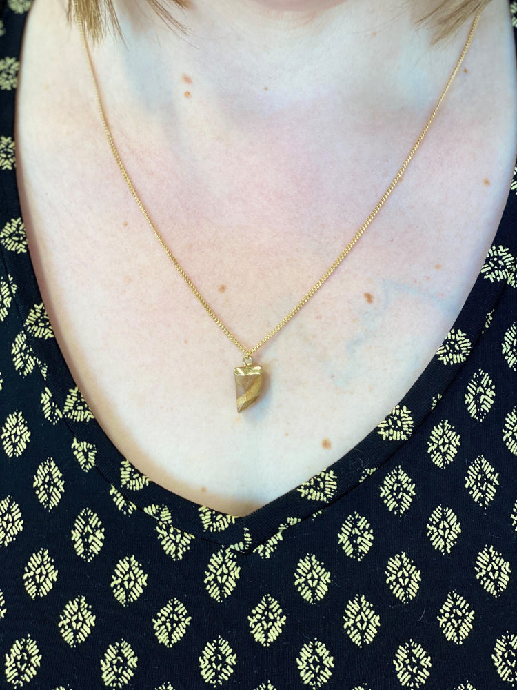 
            
                Load image into Gallery viewer, FIONA NECKLACE
            
        