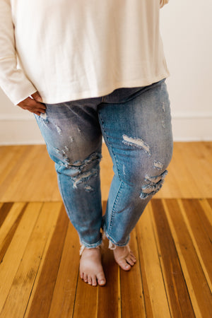 
            
                Load image into Gallery viewer, JUDY BLUE HIGH-RISE 90&amp;#39;S FIT DISTRESSED SLIM STRAIGHT LEG JEANS
            
        