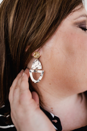 ATHENA EARRING IN COCONUT