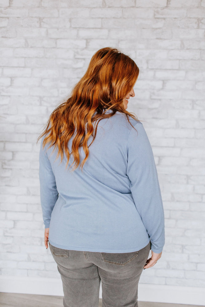 
            
                Load image into Gallery viewer, LIGHTWEIGHT V-NECK SWEATER IN ICE BLUE
            
        