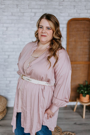 LONG BUTTON-UP BLOUSE IN GREY ROSE