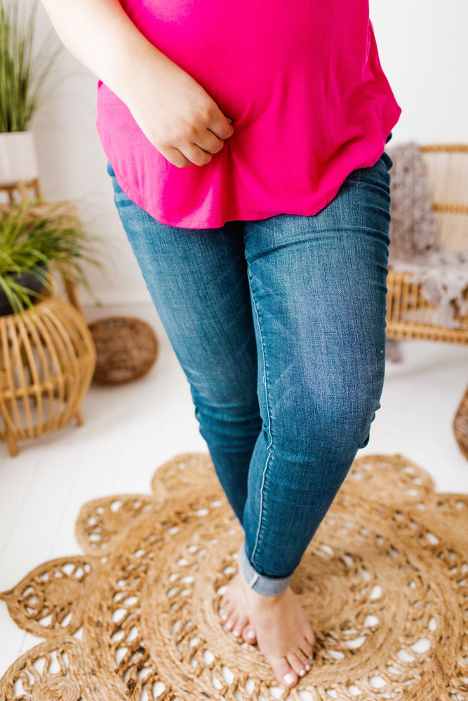 MID-RISE STRETCHY SKINNY JEAN IN LONG LENGTH