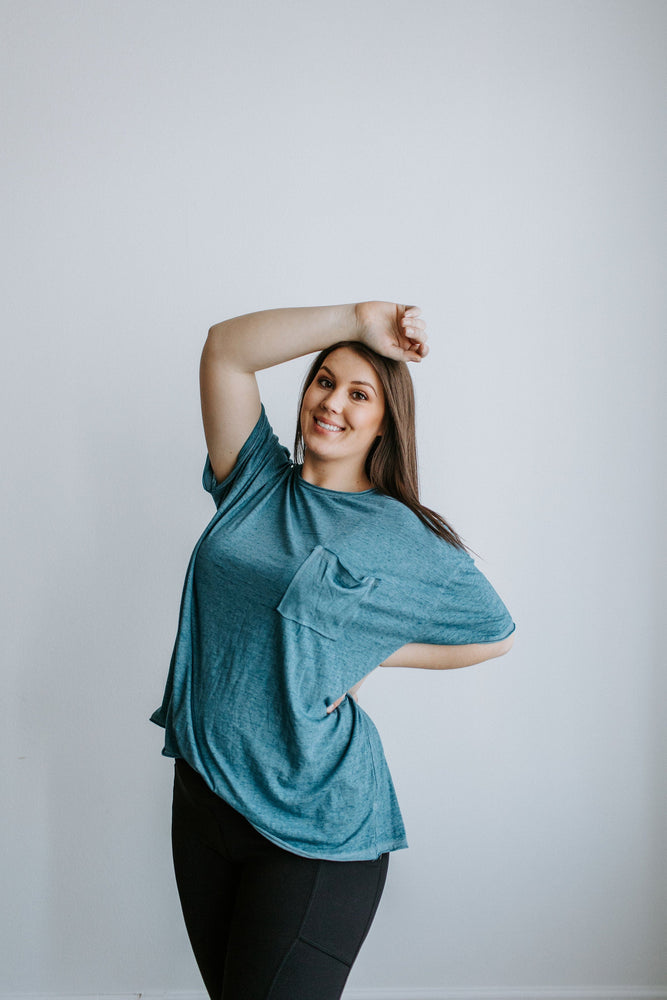 OVERSIZED BURNOUT TEE IN TEAL