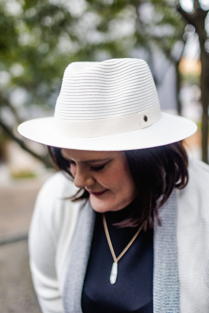 PANAMA HAT IN IVORY