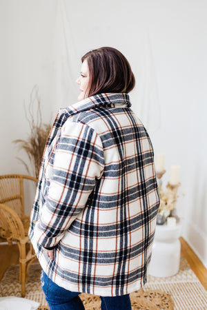 
            
                Load image into Gallery viewer, PLAID JACKET WITH DETACHABLE HOOD
            
        